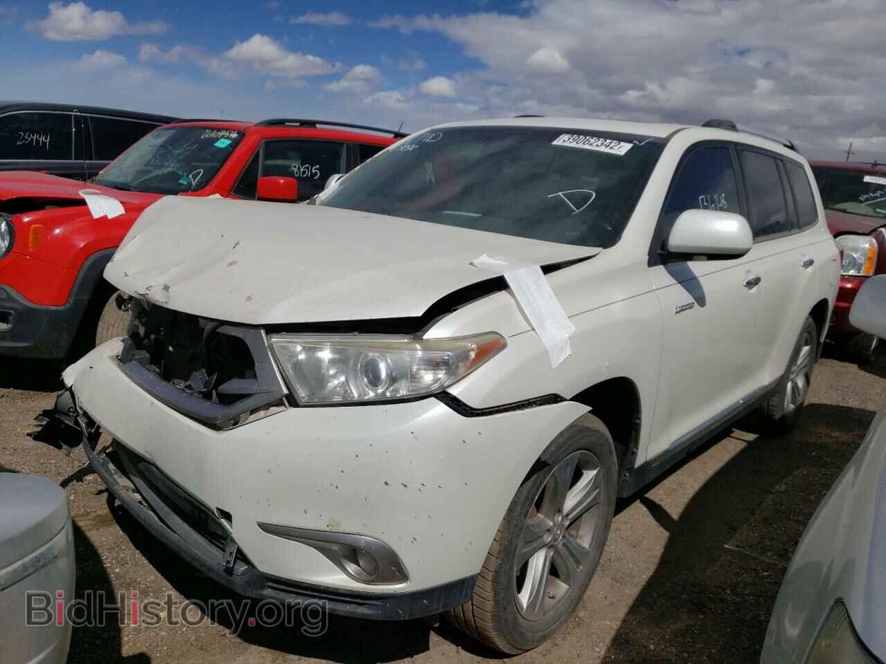 2013 TOYOTA HIGHLANDER - VIN: 5TDYK3EH8DS122993 - Фото 2