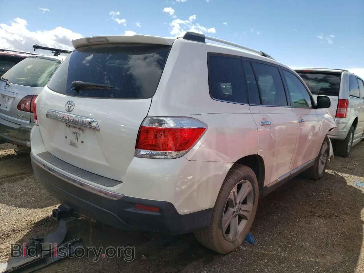 2013 TOYOTA HIGHLANDER - VIN: 5TDYK3EH8DS122993 - Фото 4