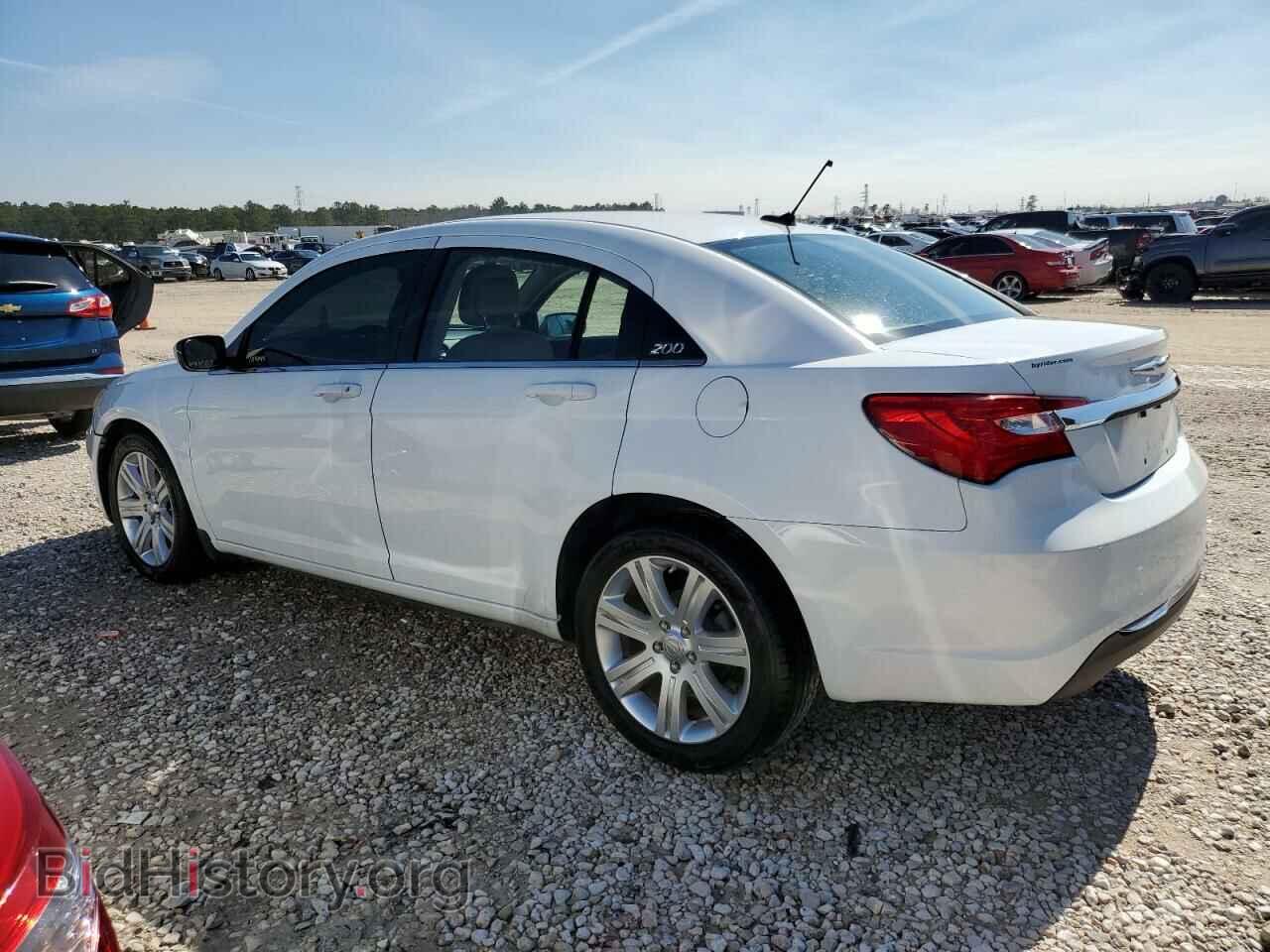2012 CHRYSLER 200 - VIN: 1C3CCBBB3CN302599 - Photo 2