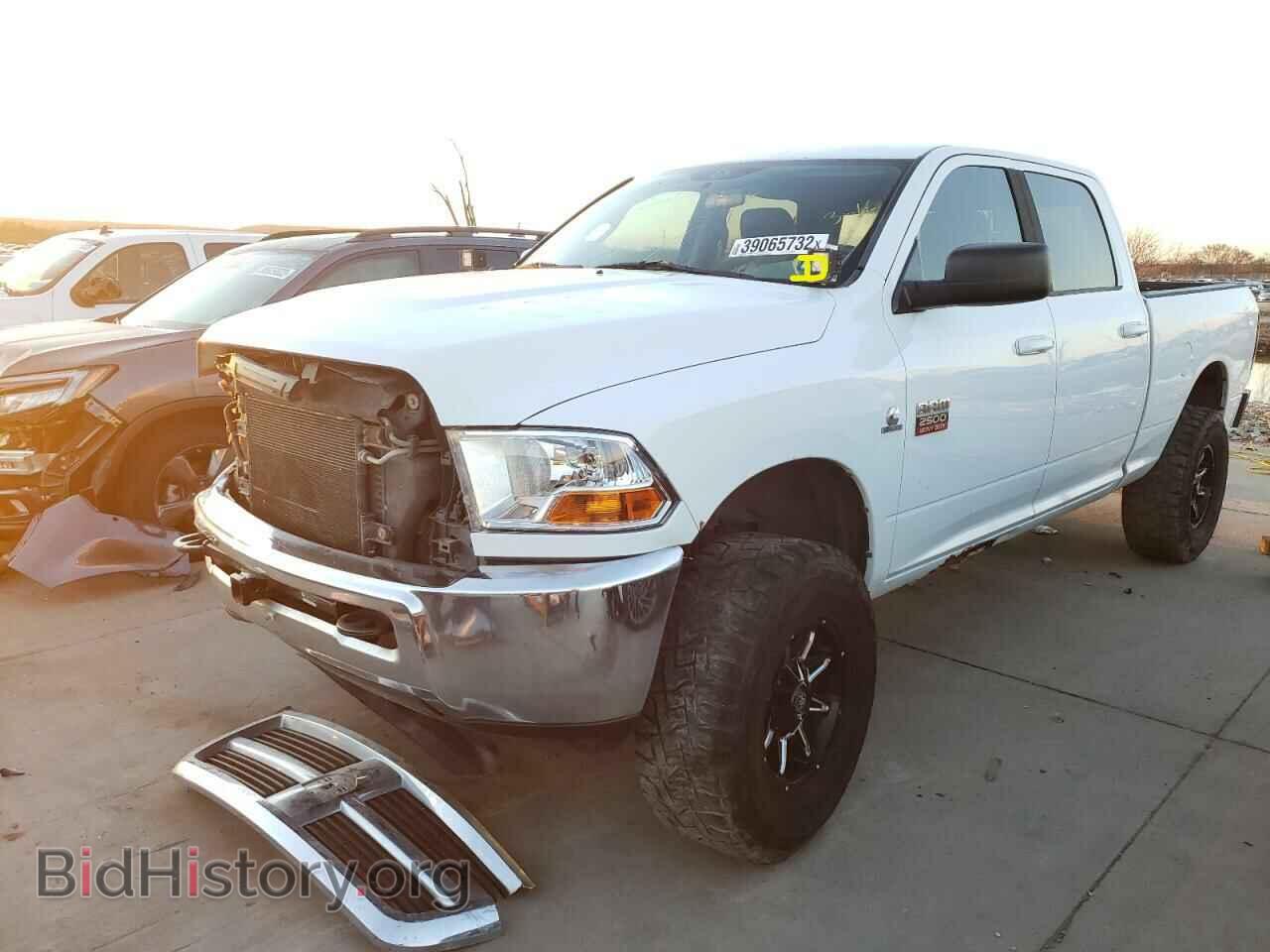 2011 DODGE RAM 2500 - VIN: 3D7UT2CL8BG600117 - Фото 2