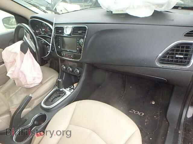 2011 CHRYSLER 200 - VIN: 1C3BC2FBXBN543242 - Фото 5