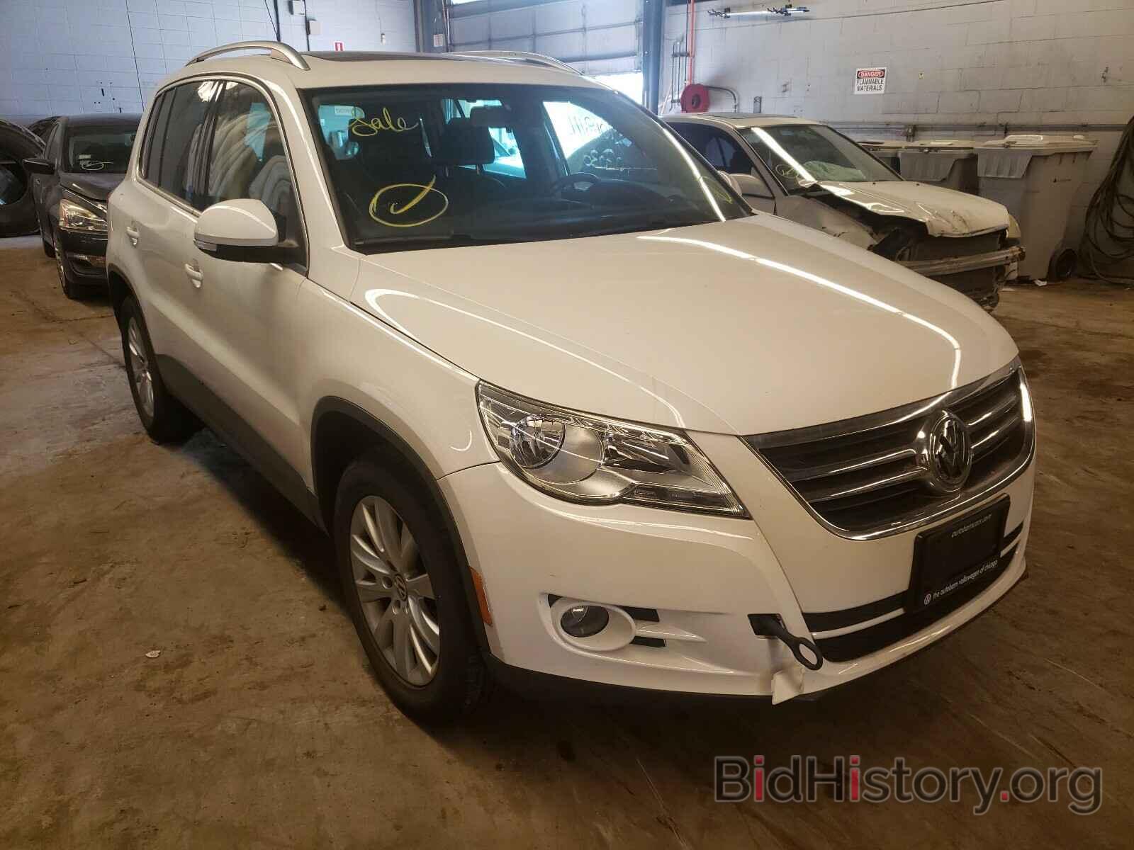 Photo WVGAV7AX5AW504337 - VOLKSWAGEN TIGUAN 2010