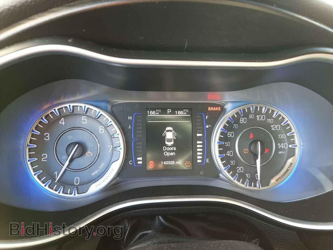 2015 CHRYSLER 200 - VIN: 1C3CCCABXFN571811 - Фото 9