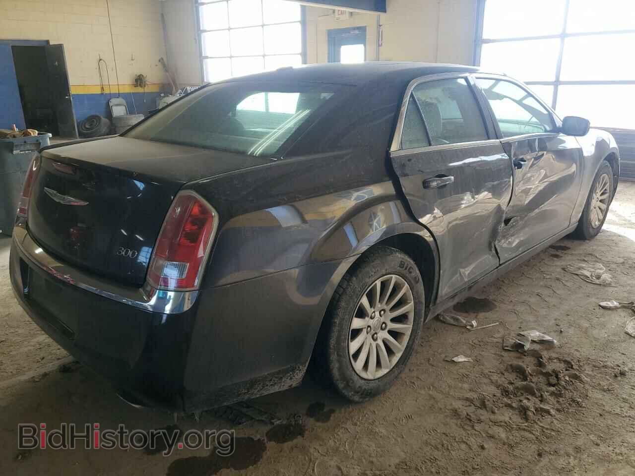 2013 CHRYSLER 300 - VIN: 2C3CCAAG4DH710112 - Фото 3