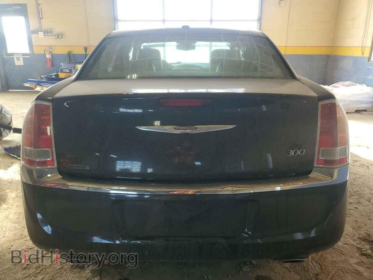 2013 CHRYSLER 300 - VIN: 2C3CCAAG4DH710112 - Фото 6