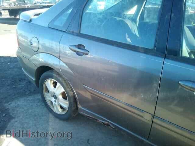 2005 FORD FOCUS - VIN: 1FAFP38Z15W150803 - Фото 9