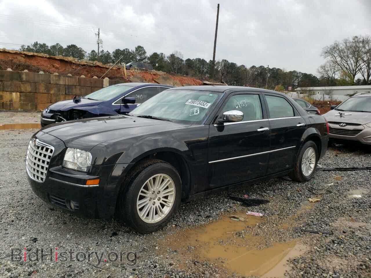 2010 CHRYSLER 300 - VIN: 2C3CA4CD5AH330606 - Фото 2