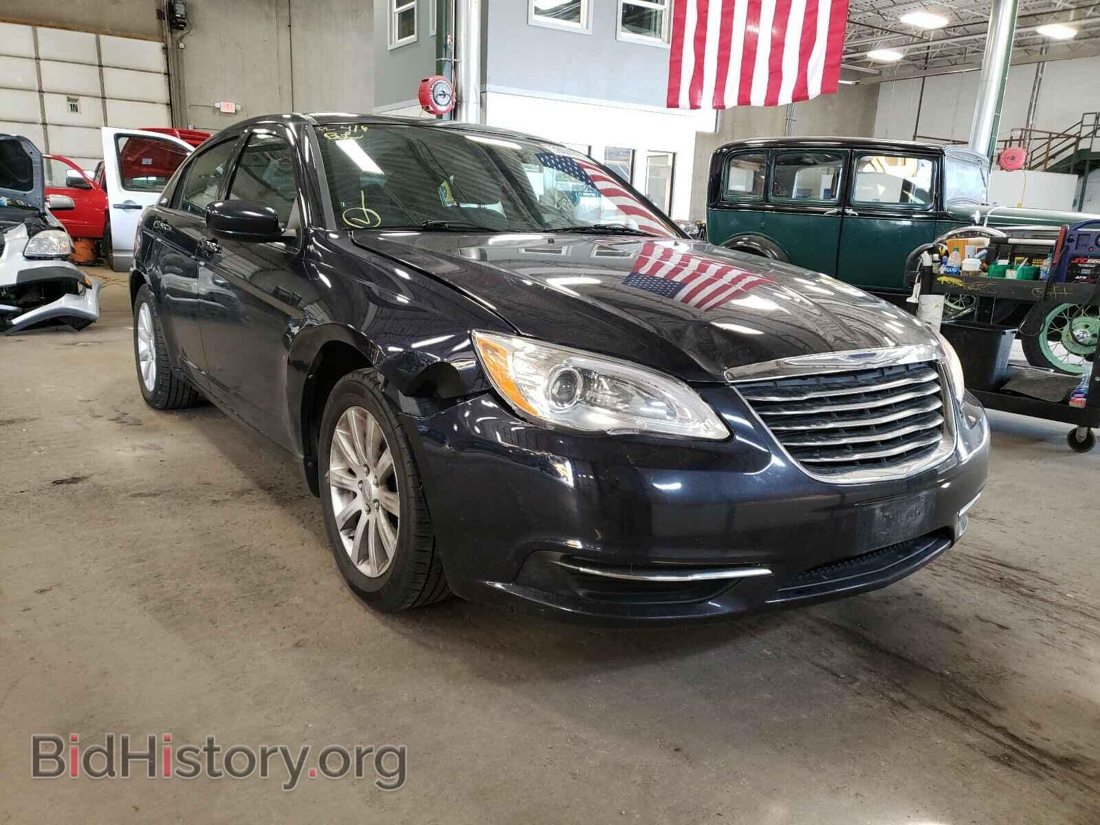 Photo 1C3BC1FB5BN579785 - CHRYSLER 200 2011