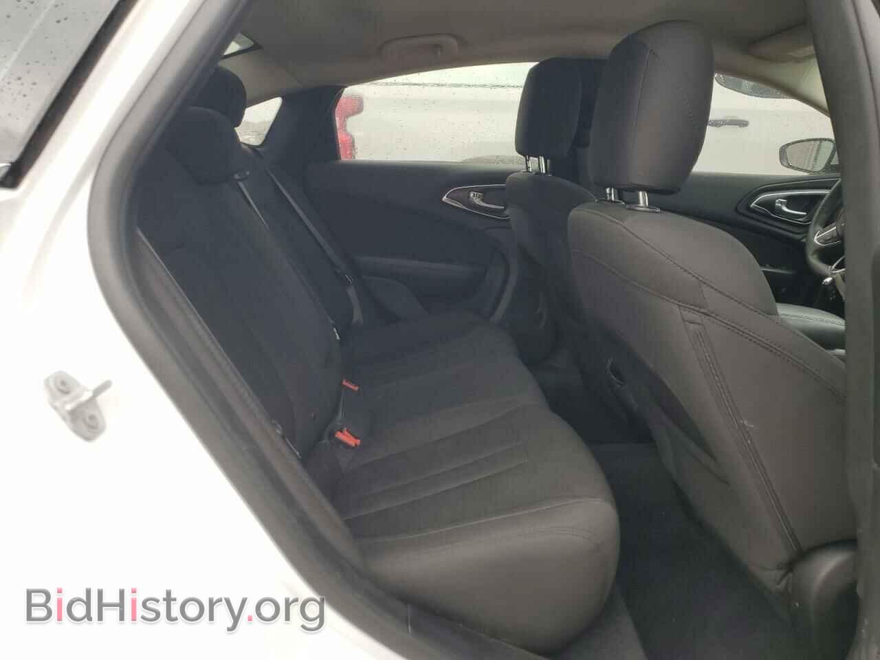 2016 CHRYSLER 200 - VIN: 1C3CCCFB8GN185771 - Фото 10