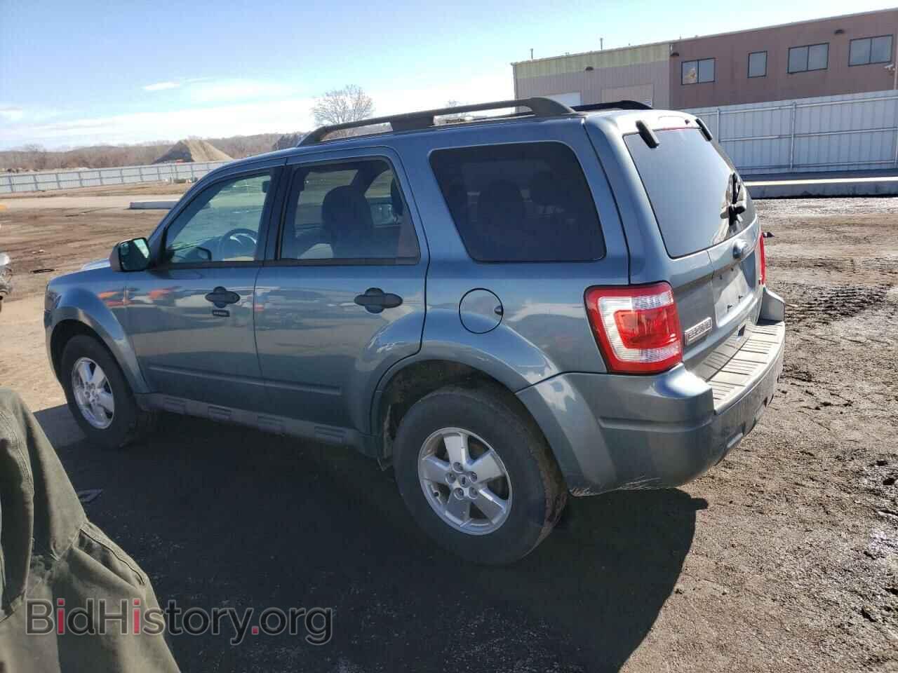 2010 FORD ESCAPE - VIN: 1FMCU0D73AKD02005 - Фото 2