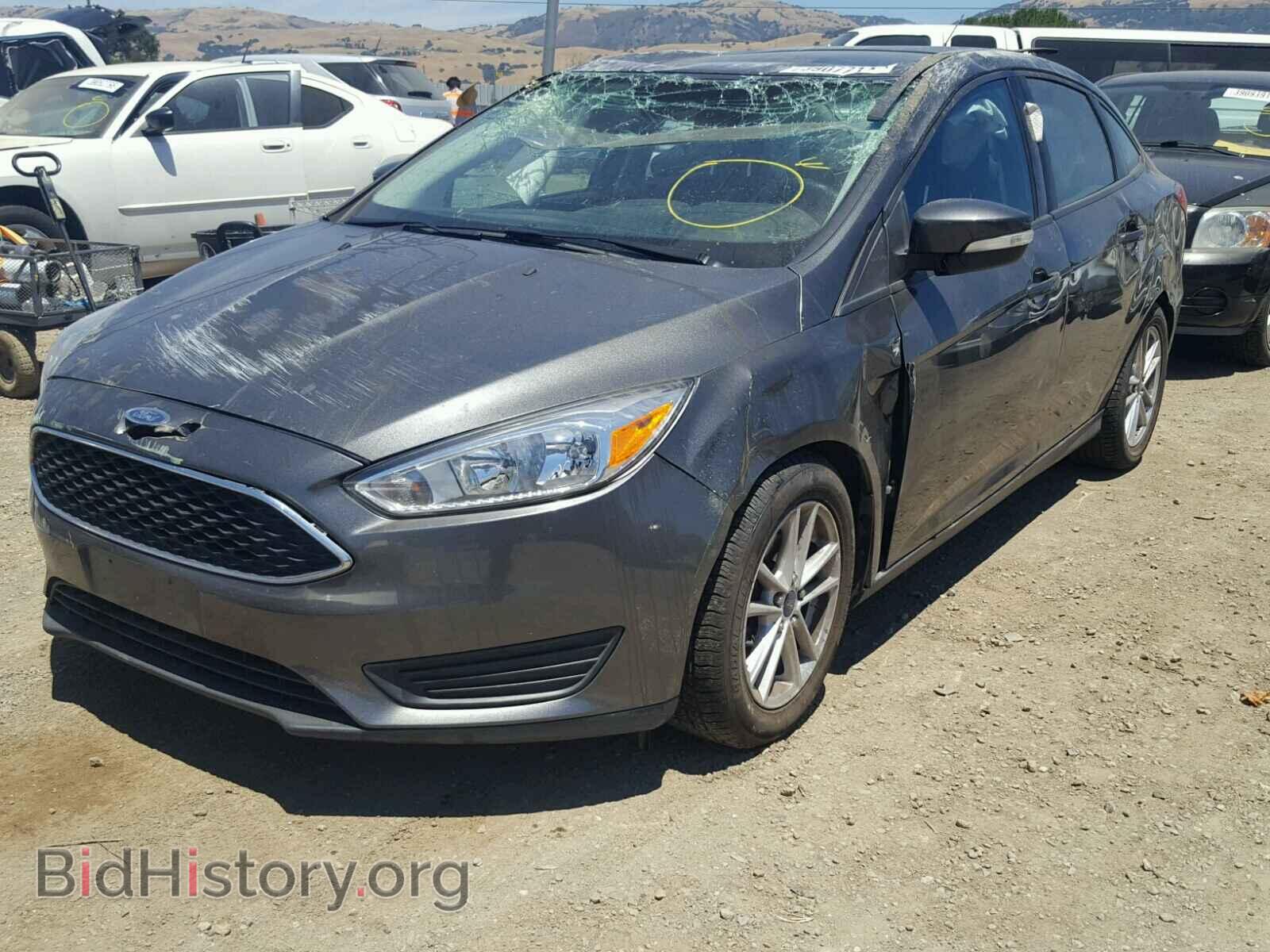 2016 FORD FOCUS - VIN: 1FADP3F22GL235215 - Фото 2
