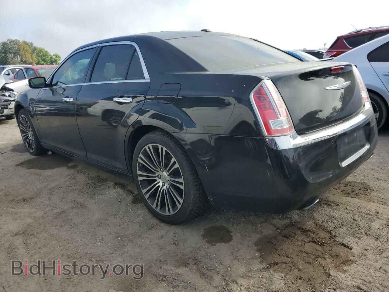 2011 CHRYSLER 300 - VIN: 2C3CA6CT2BH522876 - Фото 2