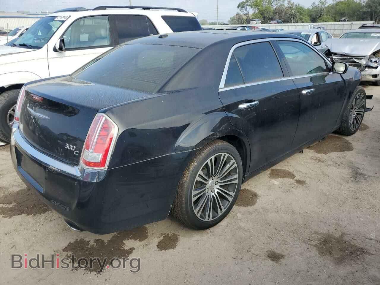 2011 CHRYSLER 300 - VIN: 2C3CA6CT2BH522876 - Фото 3