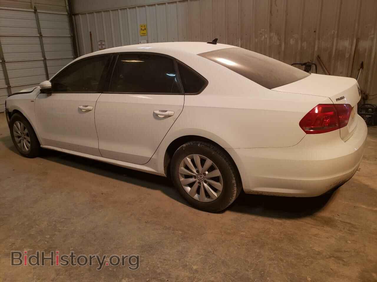 2015 VOLKSWAGEN PASSAT - VIN: 1VWAT7A37FC100226 - Фото 2
