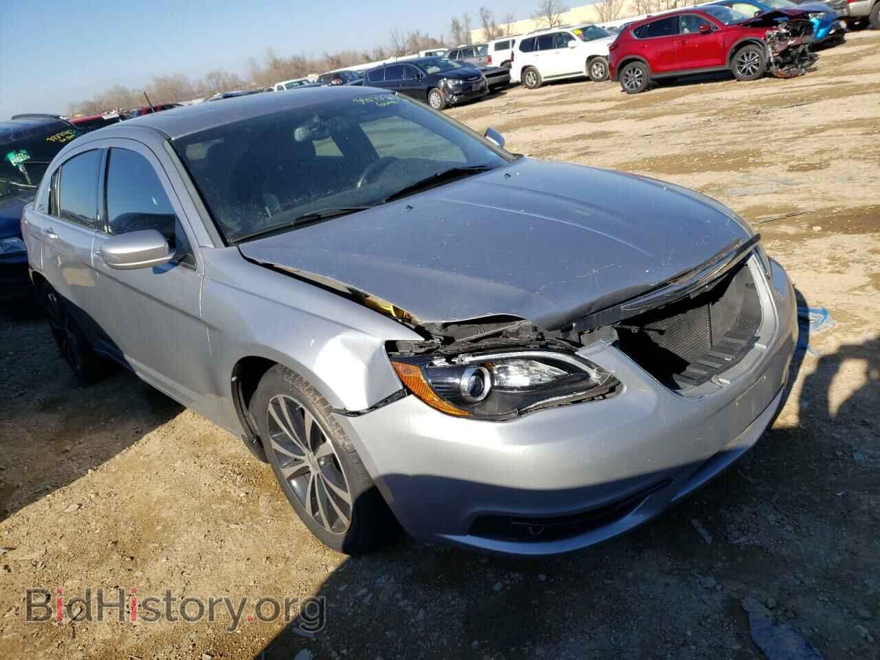 2013 CHRYSLER 200 - VIN: 1C3CCBCG9DN574439 - Photo 4