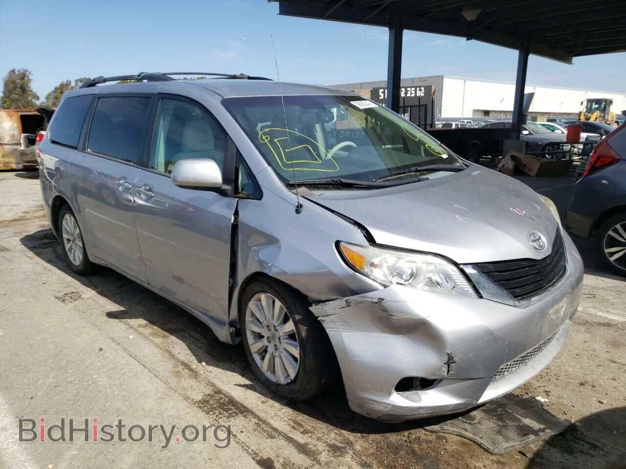 Фотография 5TDJK3DC5CS048499 - TOYOTA SIENNA 2012