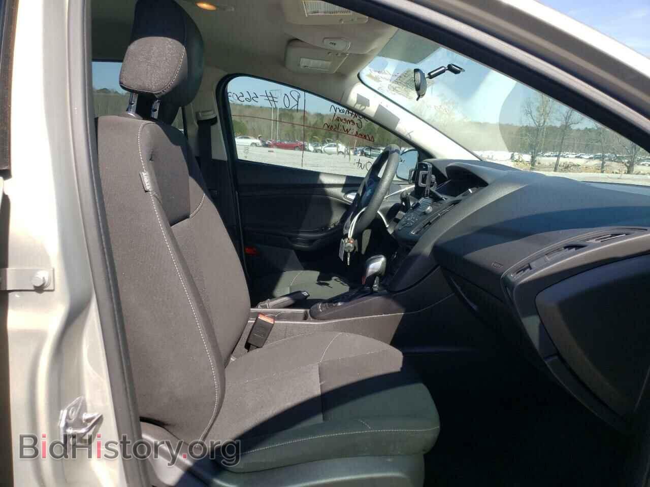 2016 FORD FOCUS - VIN: 1FADP3F22GL304601 - Photo 5