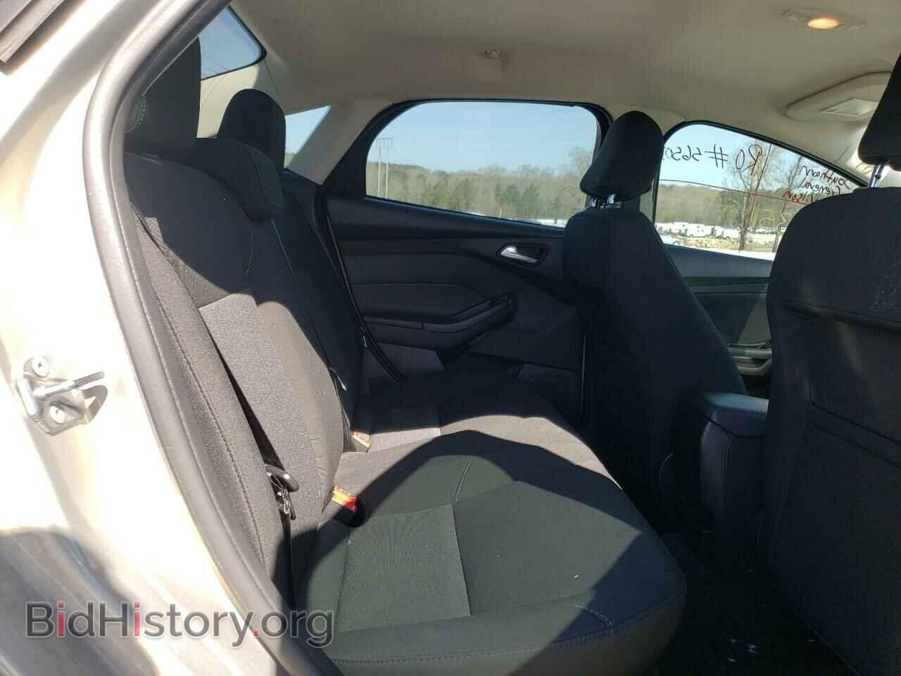 2016 FORD FOCUS - VIN: 1FADP3F22GL304601 - Photo 6
