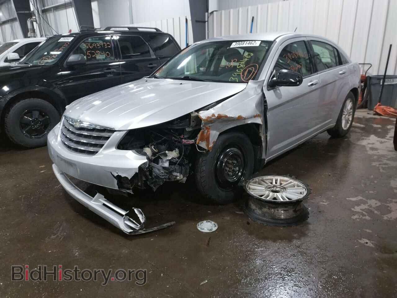 2009 CHRYSLER SEBRING - VIN: 1C3LC56B59N542368 - Фото 2