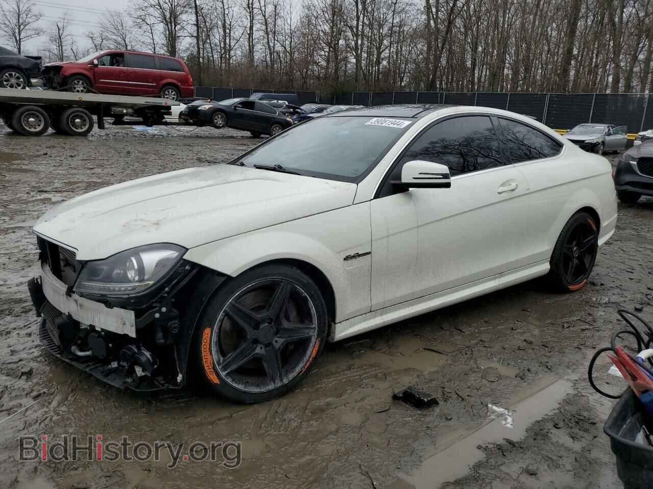 Фотография WDDGJ7HB3CF840940 - MERCEDES-BENZ C-CLASS 2012
