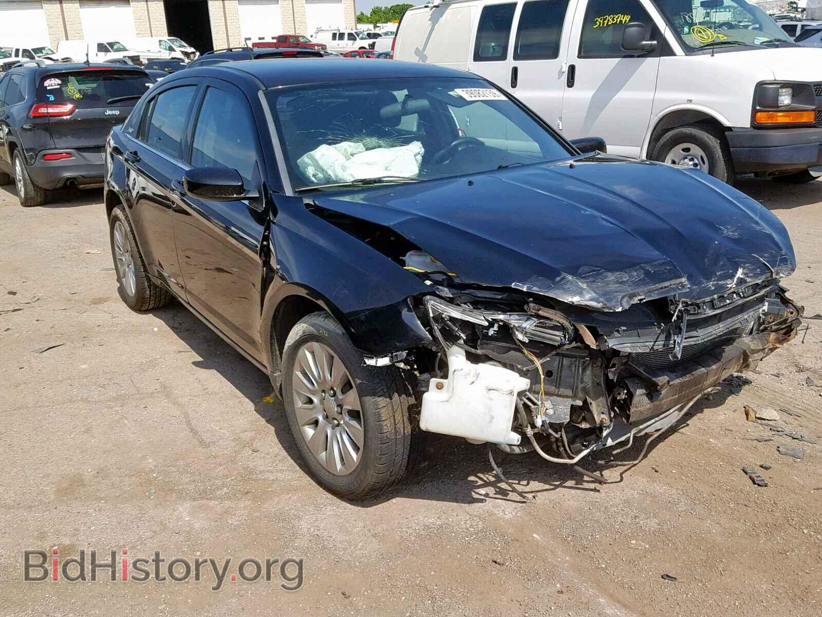 Фотография 1C3CCBABXCN204266 - CHRYSLER 200 2012