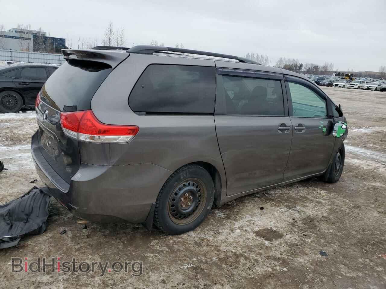 2014 TOYOTA All Models - VIN: 5TDKK3DCXES462420 - Фото 3