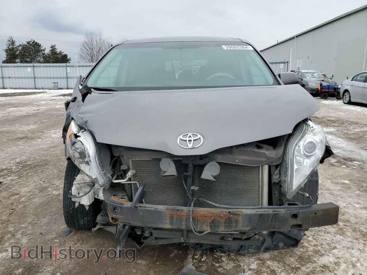 2014 TOYOTA All Models - VIN: 5TDKK3DCXES462420 - Фото 5