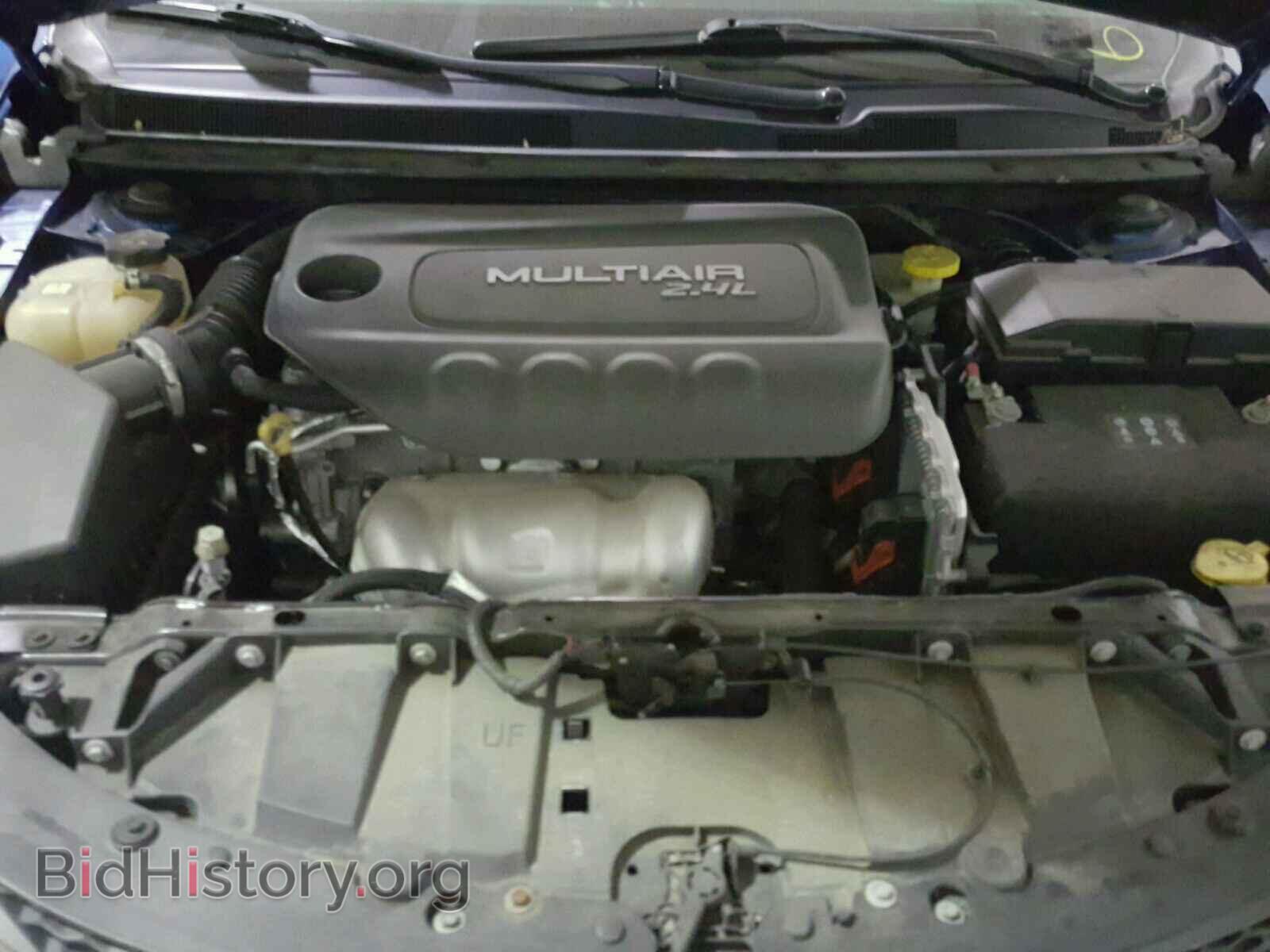 2015 CHRYSLER 200 - VIN: 1C3CCCCBXFN575290 - Photo 7