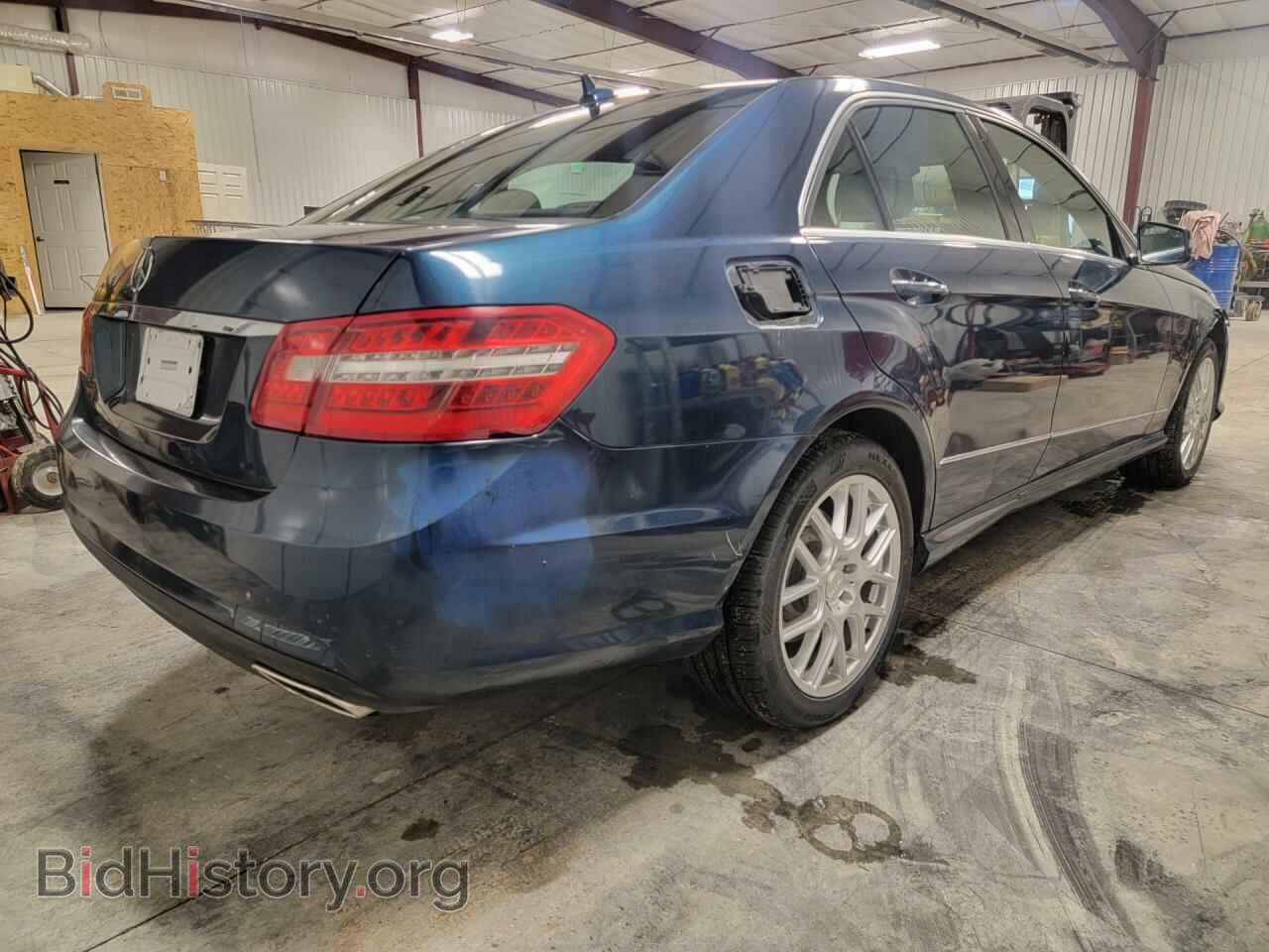 2011 MERCEDES-BENZ E-CLASS - VIN: WDDHF9AB0BA498175 - Фото 3