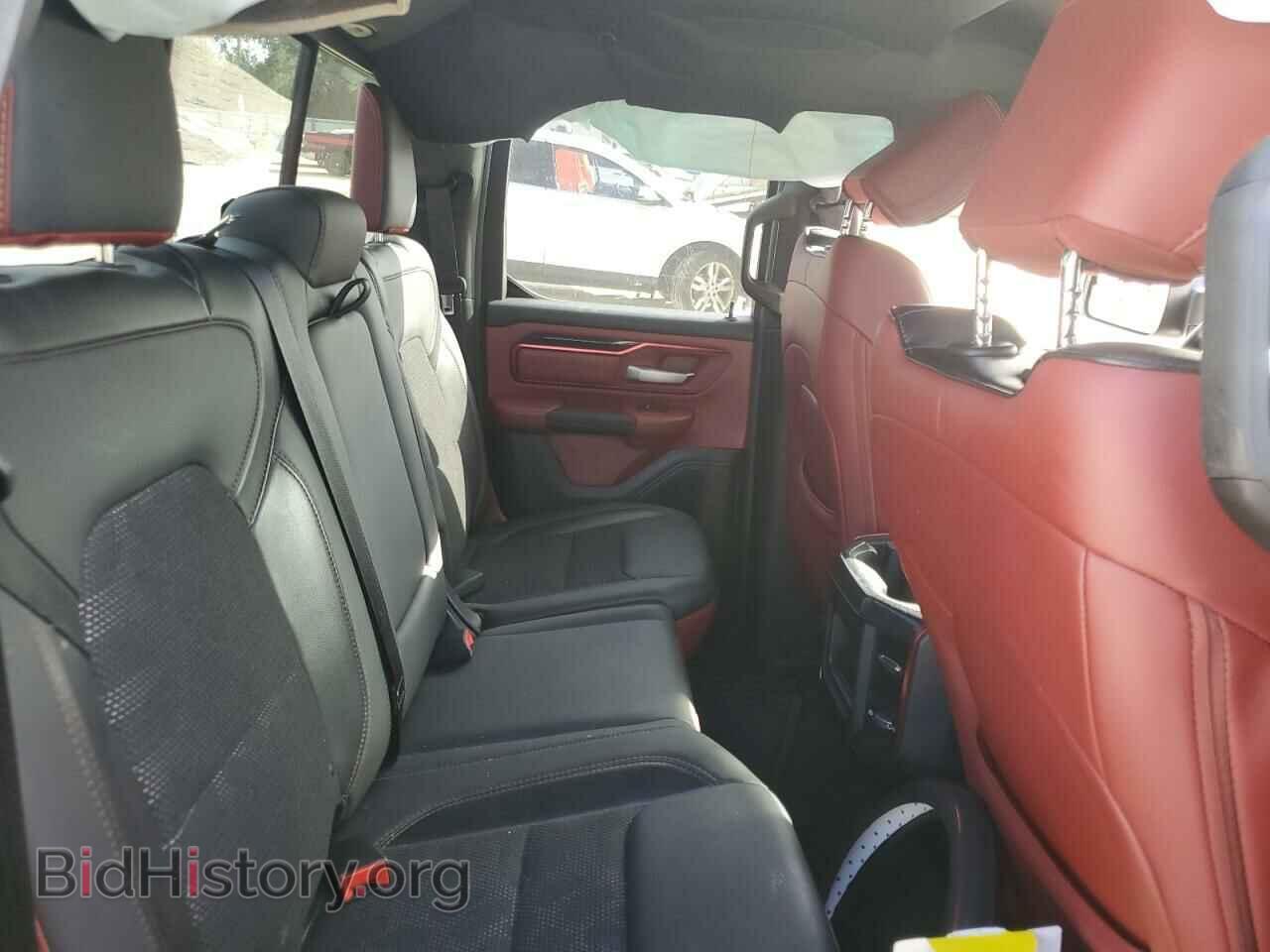 2019 RAM 1500 - VIN: 1C6SRFET8KN861184 - Фото 10