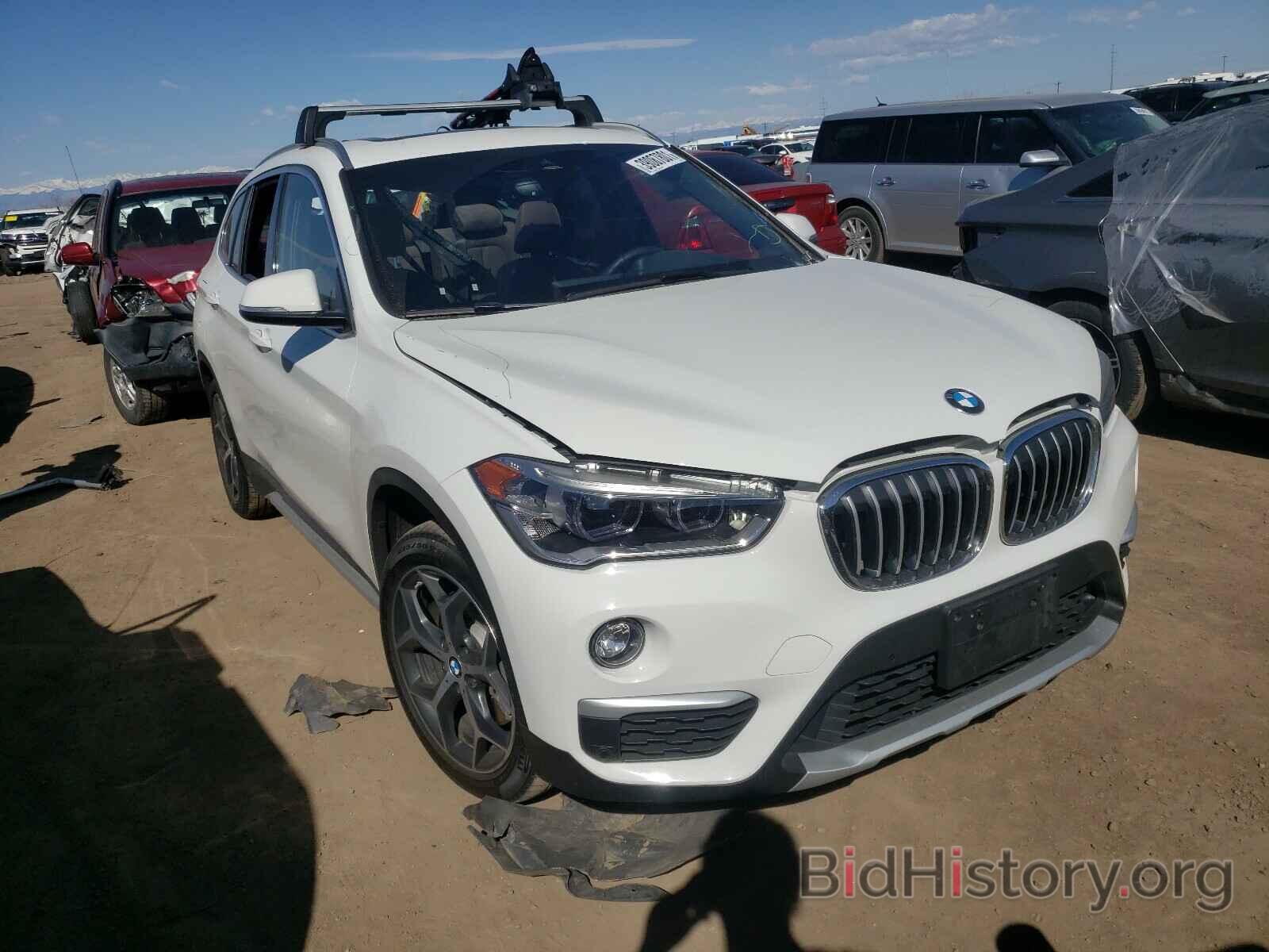 Фотография WBXHT3C51K5L38681 - BMW X1 2019