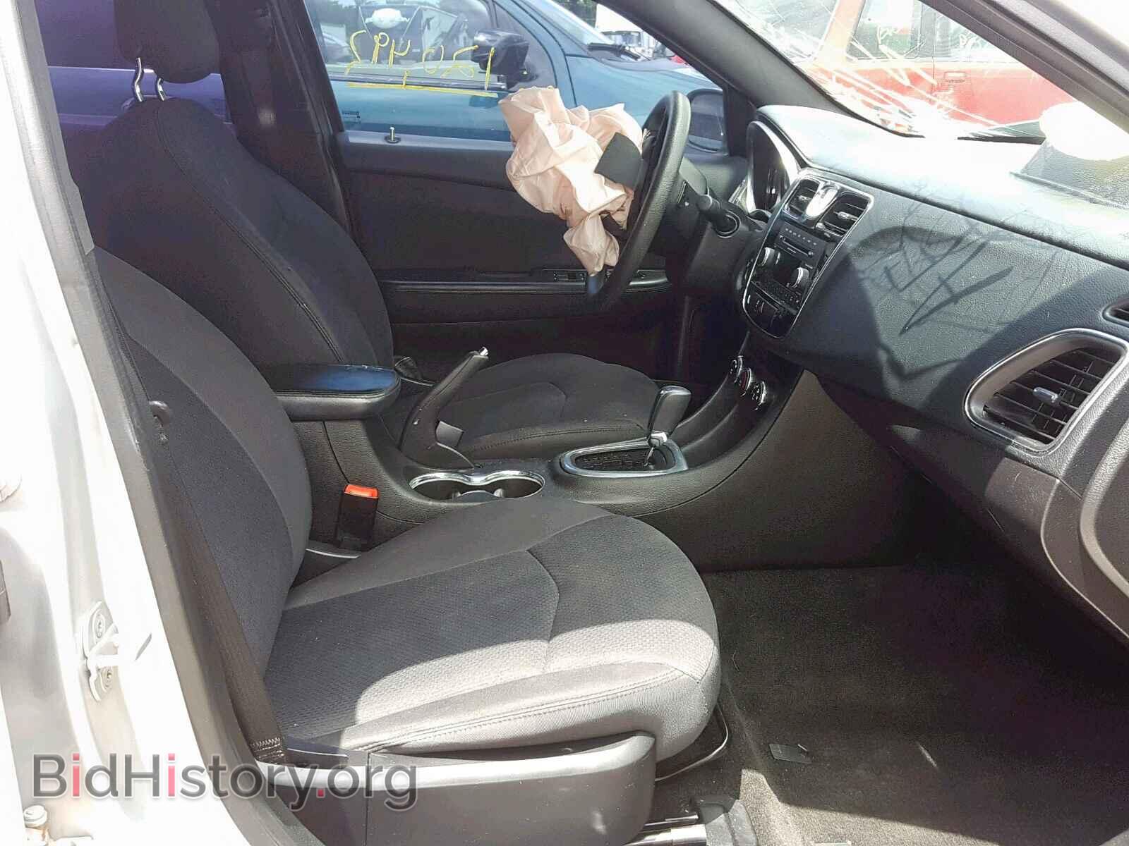 2012 CHRYSLER 200 - VIN: 1C3CCBAB2CN318455 - Фото 5