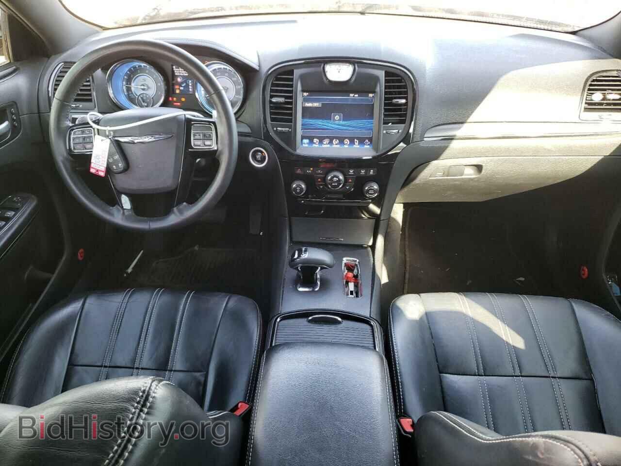 2013 CHRYSLER 300 - VIN: 2C3CCABGXDH660931 - Фото 8