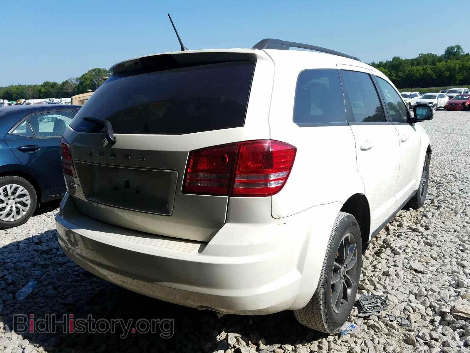 2018 DODGE JOURNEY - VIN: 3C4PDCAB7JT381676 - Фото 4