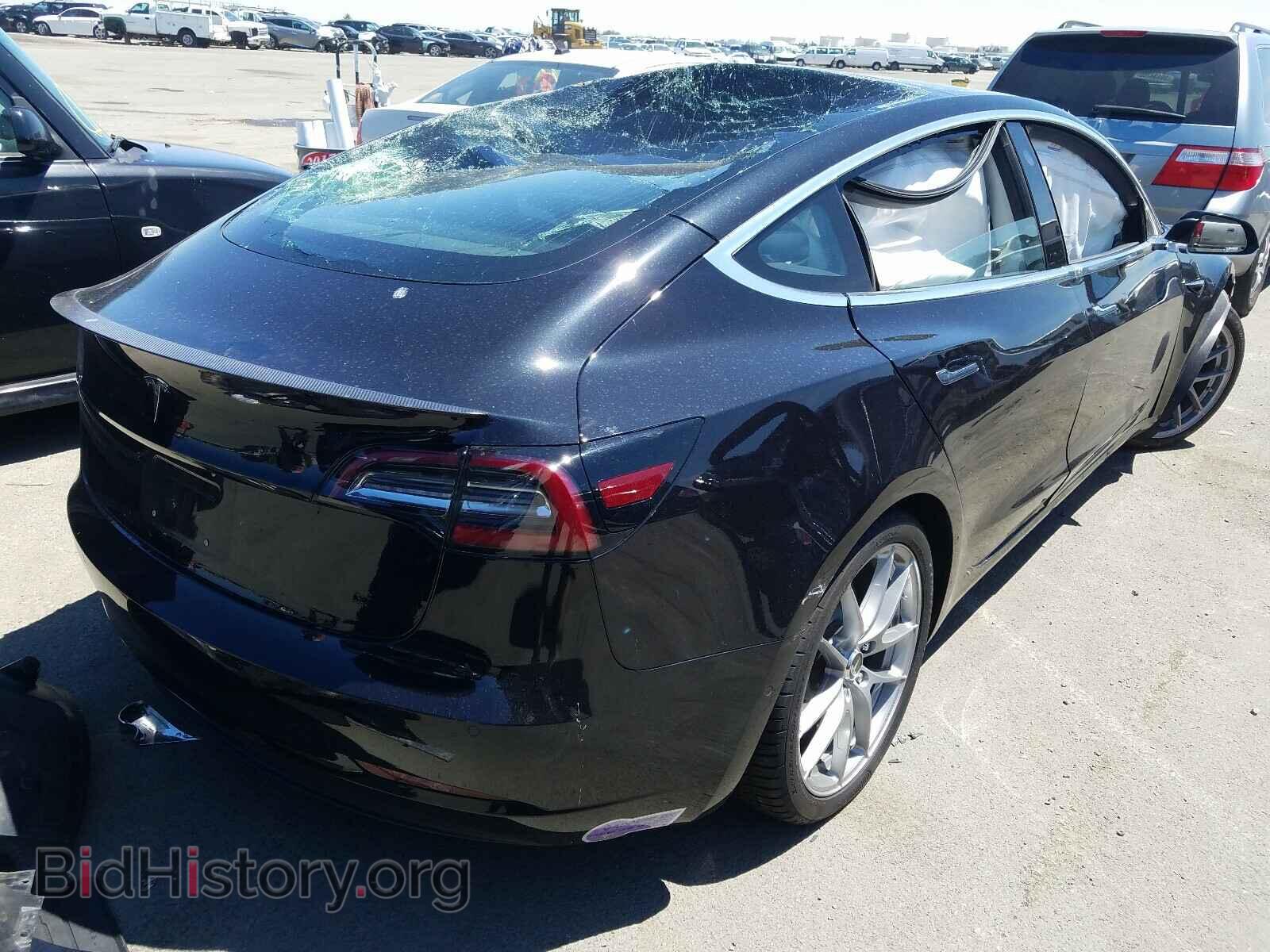 2018 TESLA MODEL 3 - VIN: 5YJ3E1EB7JF069656 - Photo 4