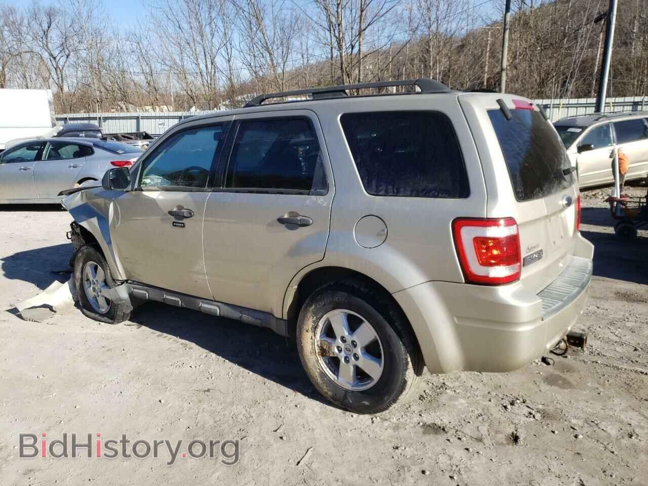 2010 FORD ESCAPE - VIN: 1FMCU0D79AKA32455 - Фото 2