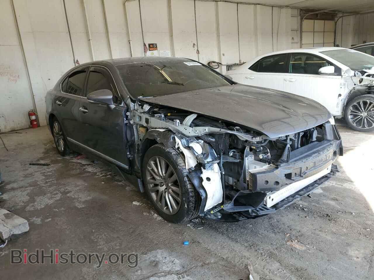 2014 LEXUS LS460 - VIN: JTHBL5EF4E5128146 - Photo 4