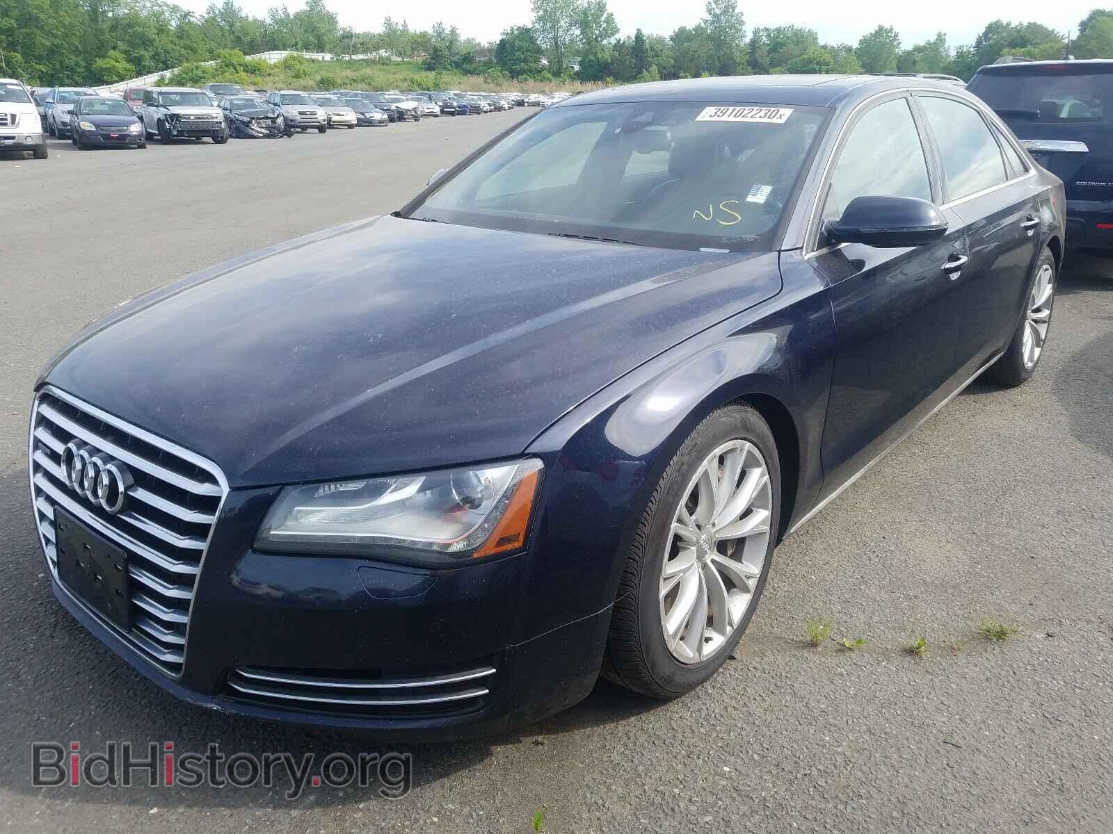 2011 AUDI A8 - VIN: WAURVAFD3BN005995 - Фото 2