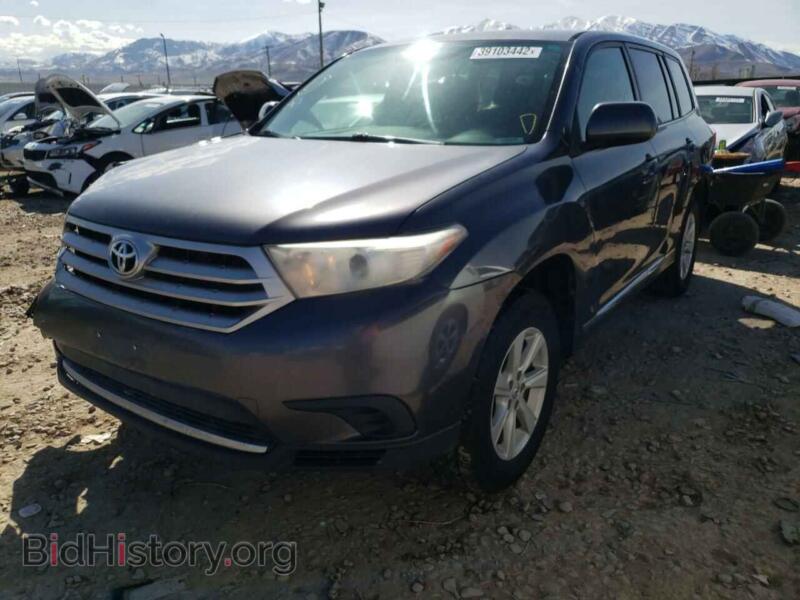2013 Toyota HIGHLANDER (VIN 5TDZA3EH8DS038325) — фото 2 из 10