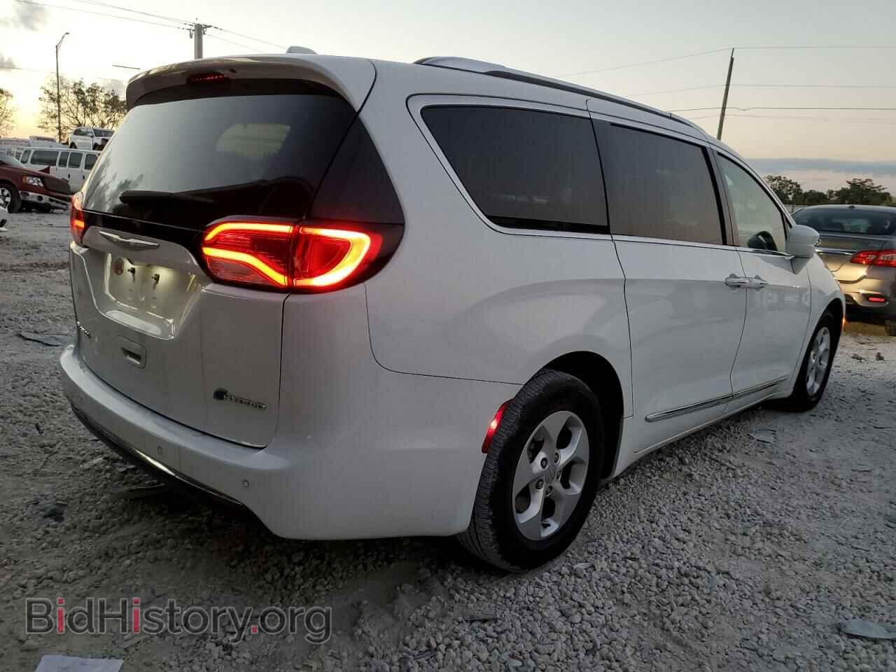 2018 CHRYSLER PACIFICA - VIN: 2C4RC1L74JR248367 - Photo 3