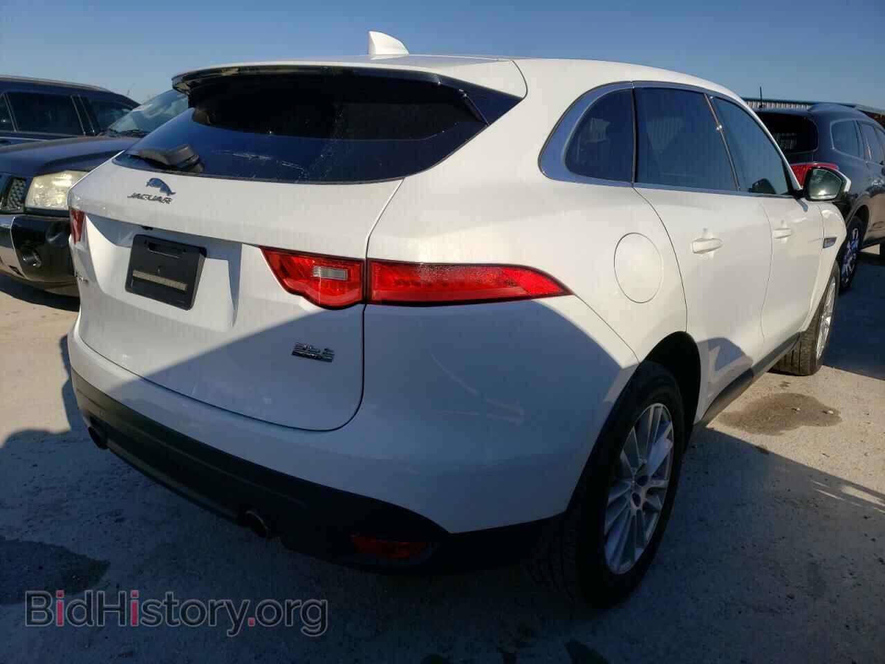 2017 JAGUAR F-PACE - VIN: SADCK2BV3HA063602 - Фото 4