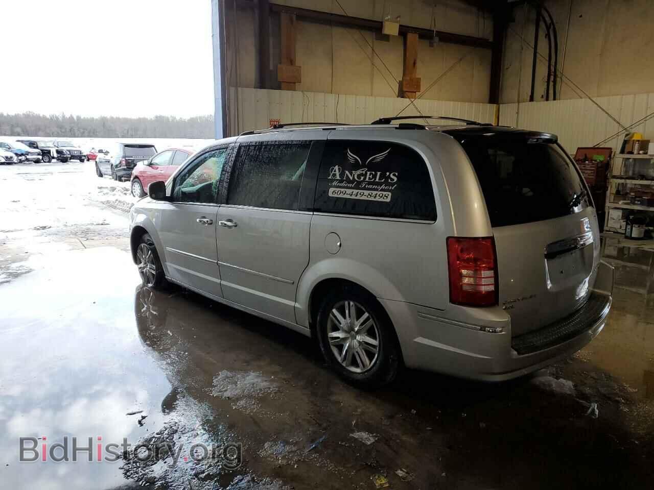 2010 CHRYSLER MINIVAN - VIN: 2A4RR7DX6AR366320 - Фото 2