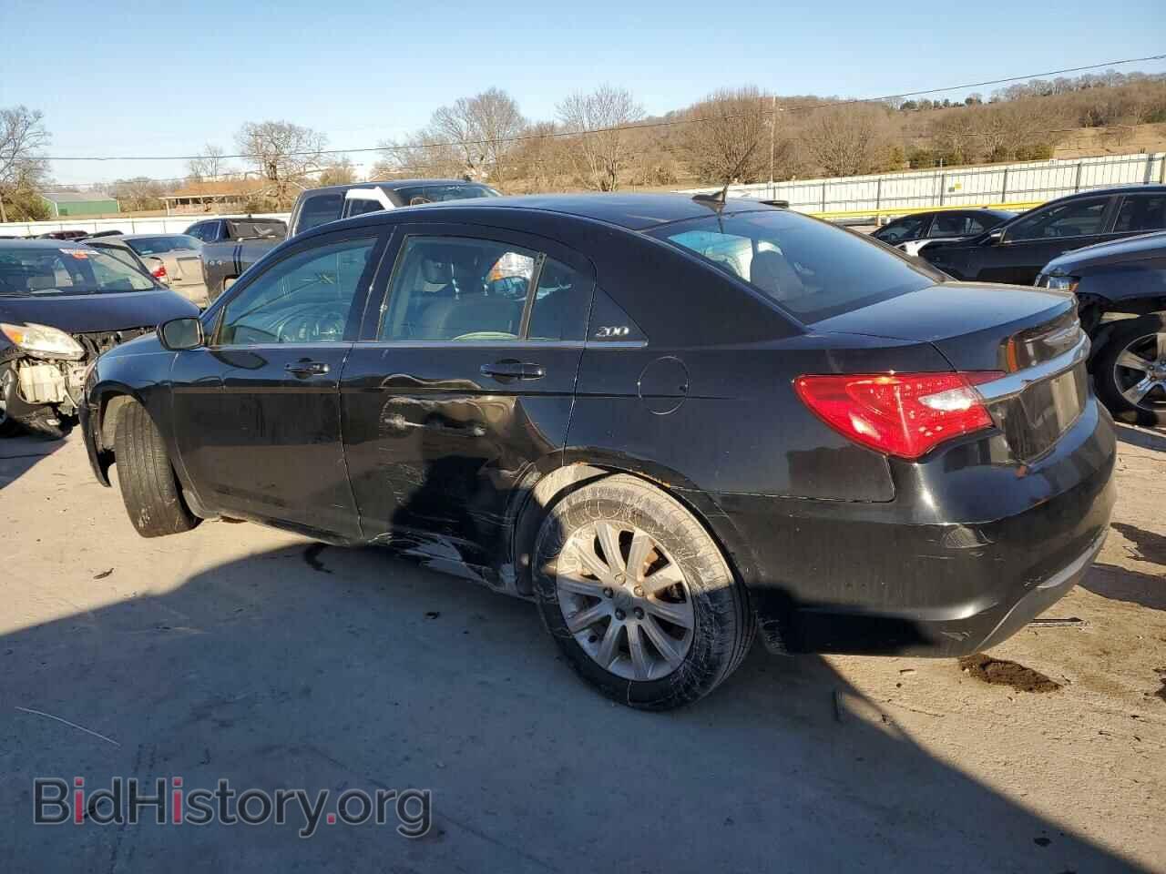 2014 CHRYSLER 200 - VIN: 1C3CCBAB2EN123040 - Фото 2