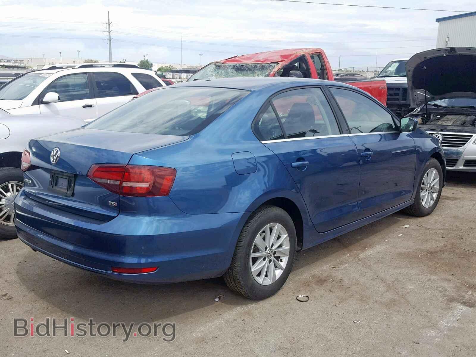 2017 VOLKSWAGEN JETTA - VIN: 3VW2B7AJ6HM326796 - Photo 4