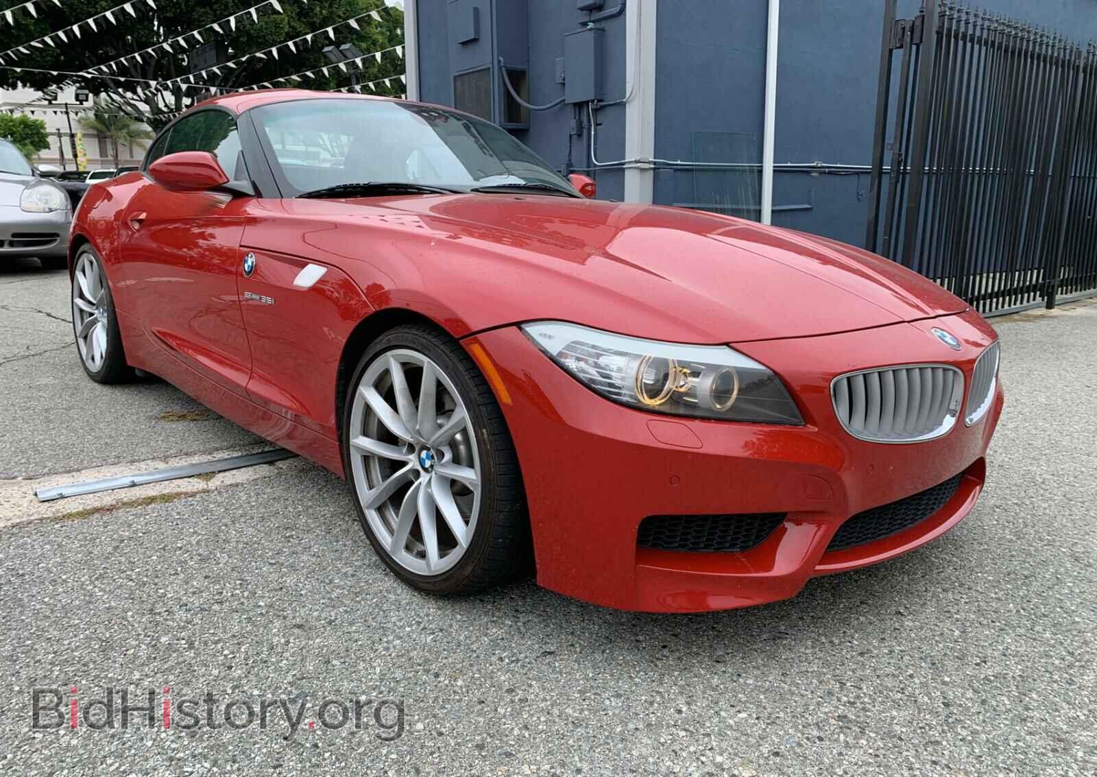 Фотография WBALM7C59DE385503 - BMW Z4 2013