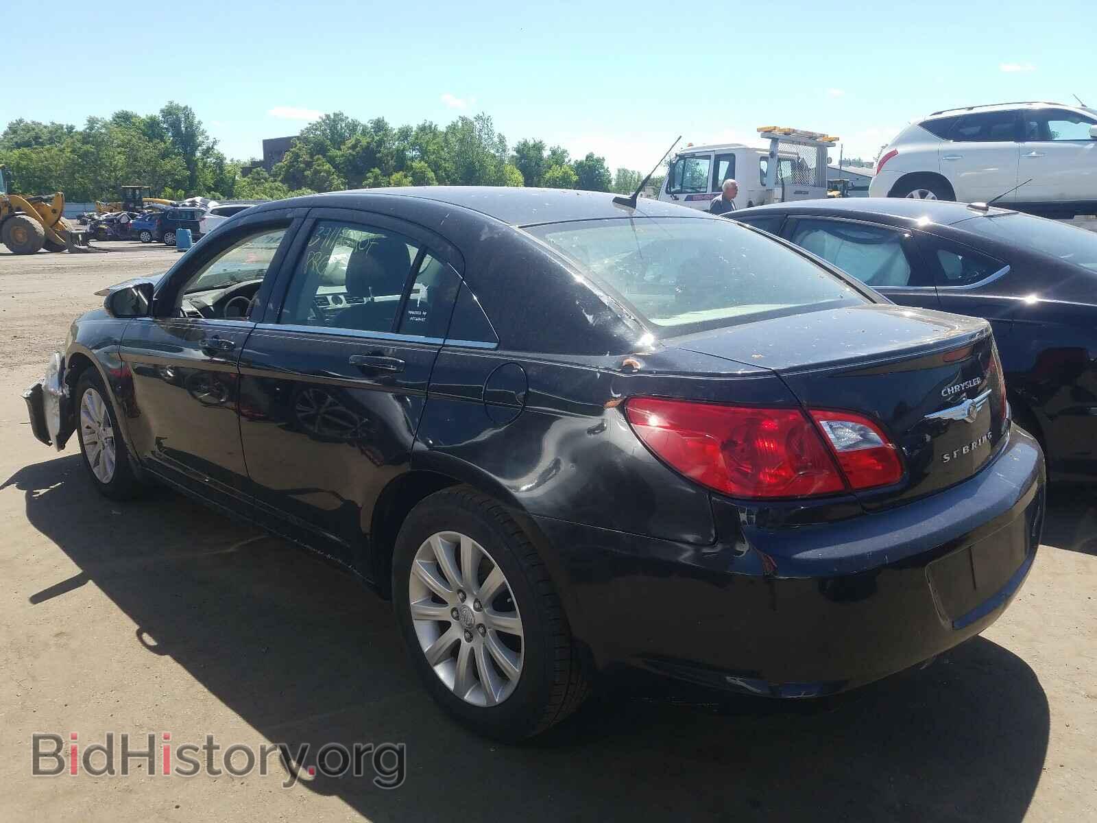 2010 CHRYSLER SEBRING - VIN: 1C3CC5FB2AN131272 - Фото 3