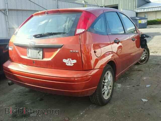 2005 FORD FOCUS - VIN: 3FAFP37N45R108062 - Photo 4