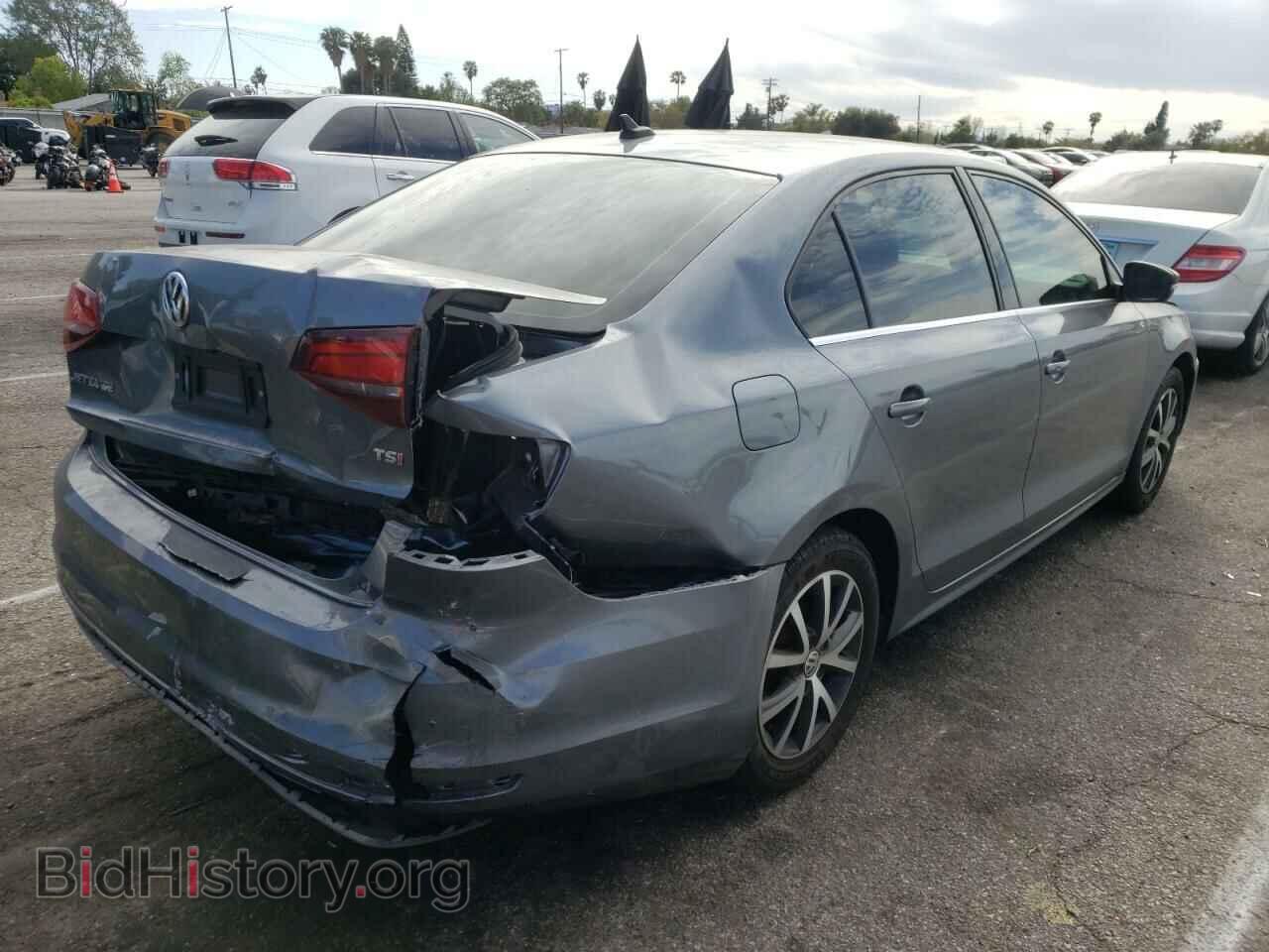 2017 VOLKSWAGEN JETTA - VIN: 3VWDB7AJ6HM395822 - Фото 4