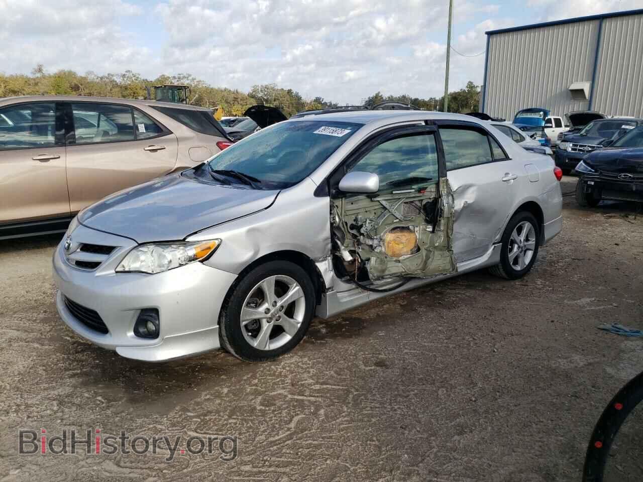 Photo 2T1BU4EE2BC670585 - TOYOTA COROLLA 2011