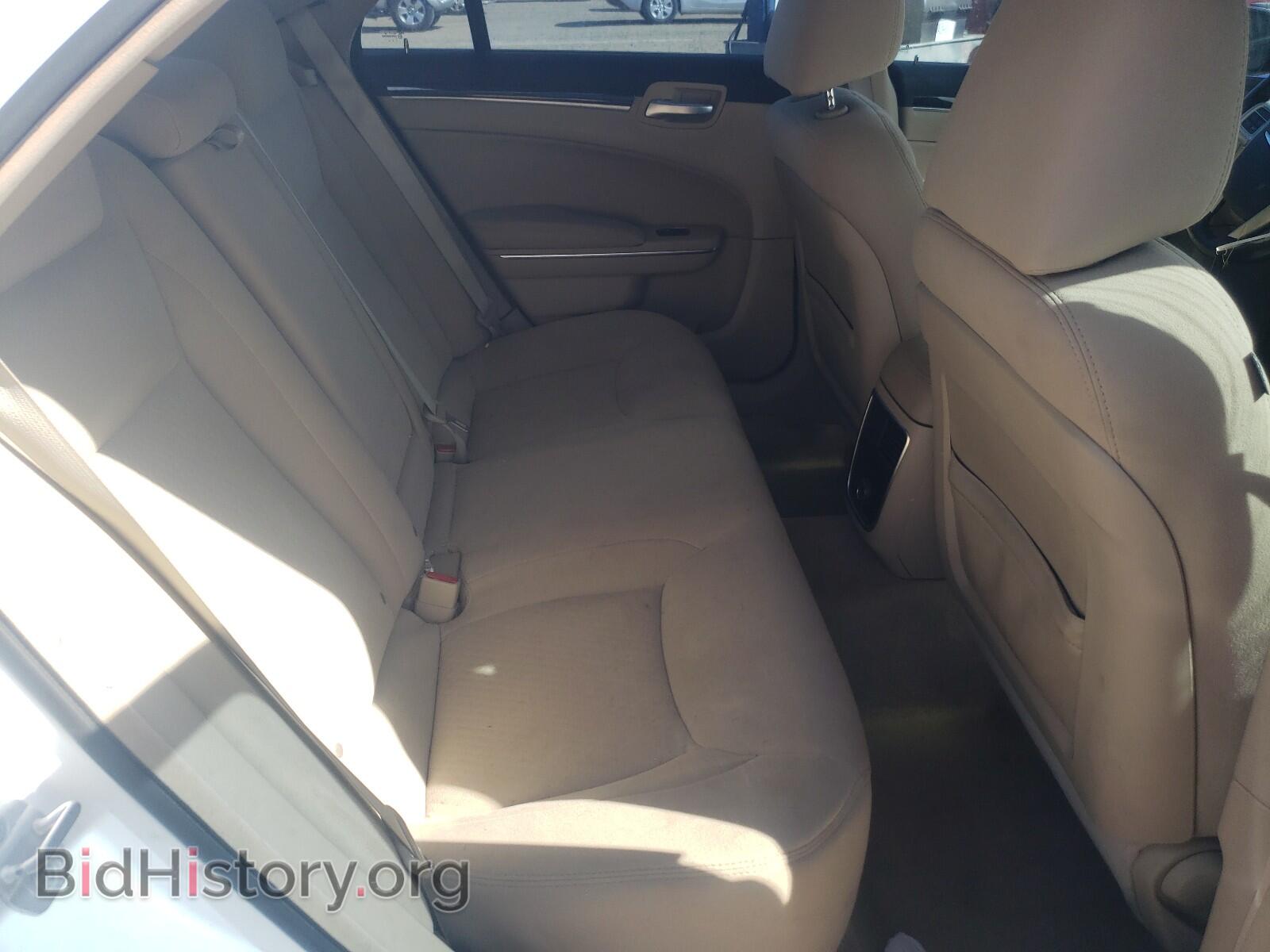 2012 CHRYSLER 300 - VIN: 2C3CCAAG2CH138388 - Photo 6